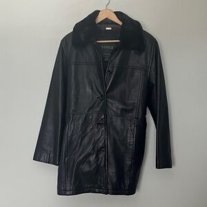 Danier Women's Black Leather Jacket with Fur Collar with Belt